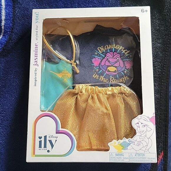 Disney ILY 4 Ever Jasmine Style Clothes - Picture 1 of 3